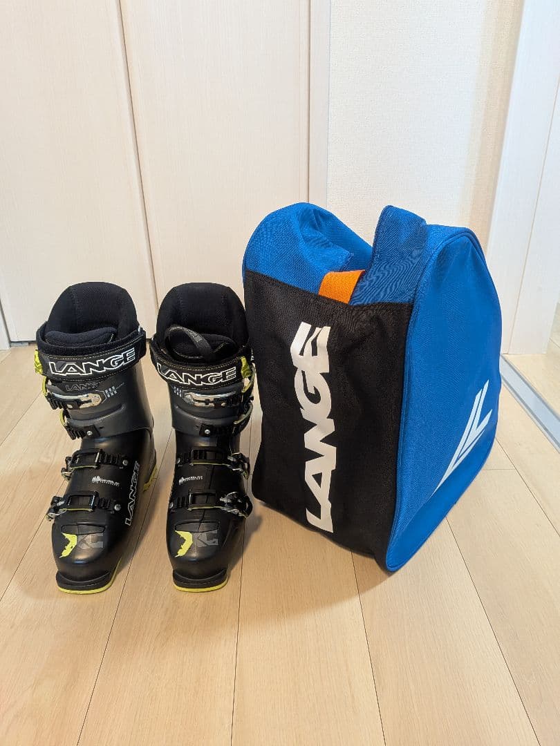 LANGE スキー用ブーツ 黒/黄色 収納バッグ付き