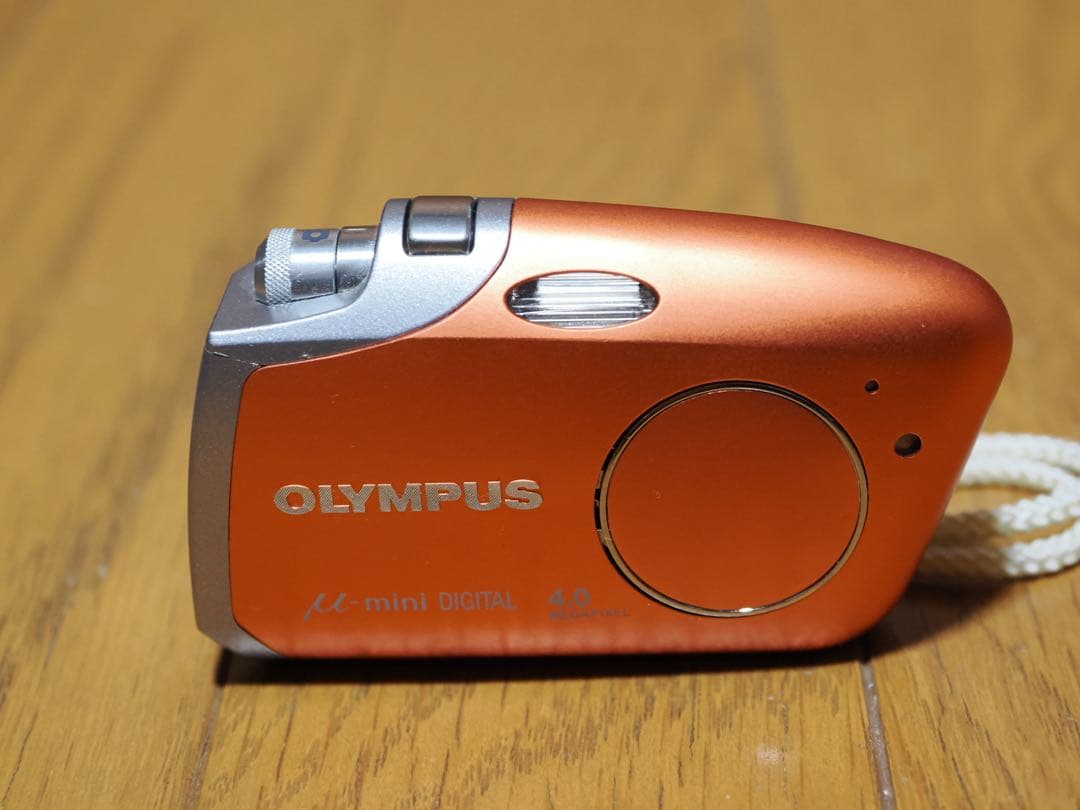 OLYMPUS ミューミニxDカード256MB・電池・充電器付き　デジタルカメラ