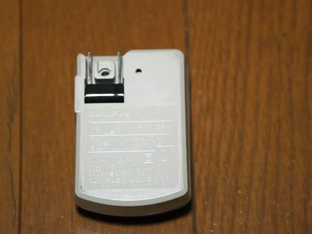 OLYMPUS ミューミニxDカード256MB・電池・充電器付き　デジタルカメラ