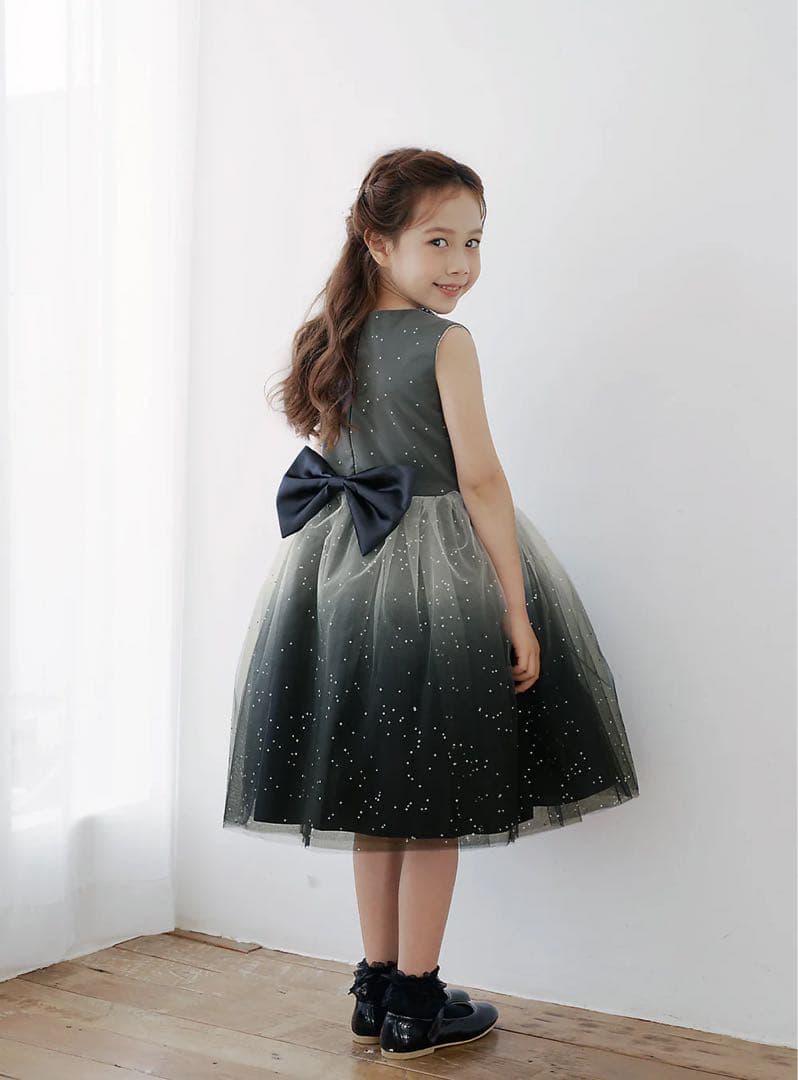 ドレスコ　130センチ　グレイネイビーシルバースタードレス