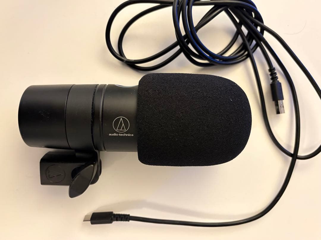 audio-technica AT2040USB マイク　別売りのスタンド付き