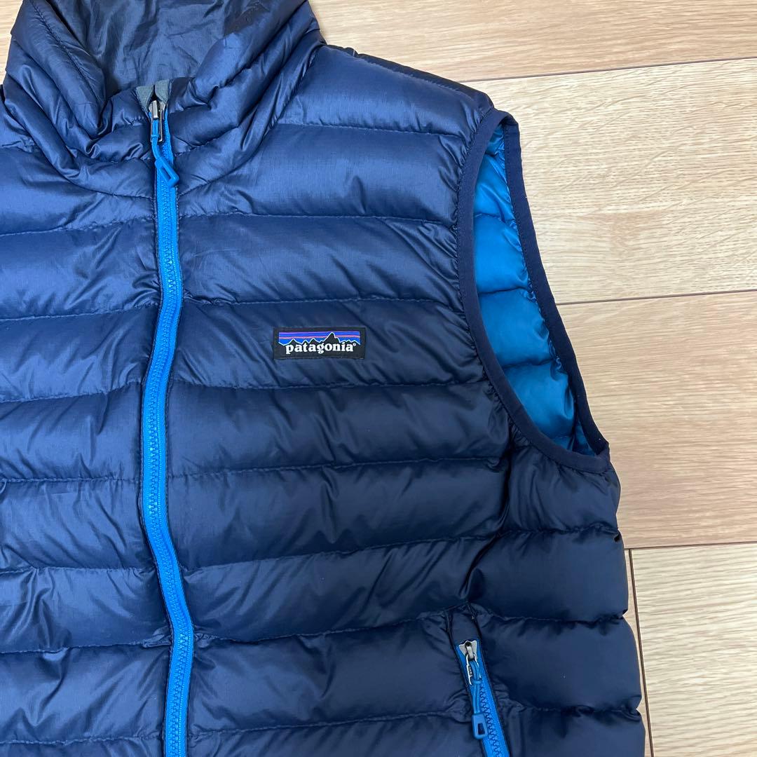 patagonia ネイビー ダウンベスト