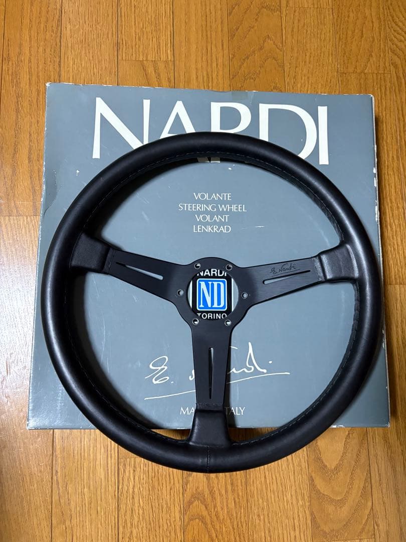NARDI CLASSIC 36 ステアリングホイール