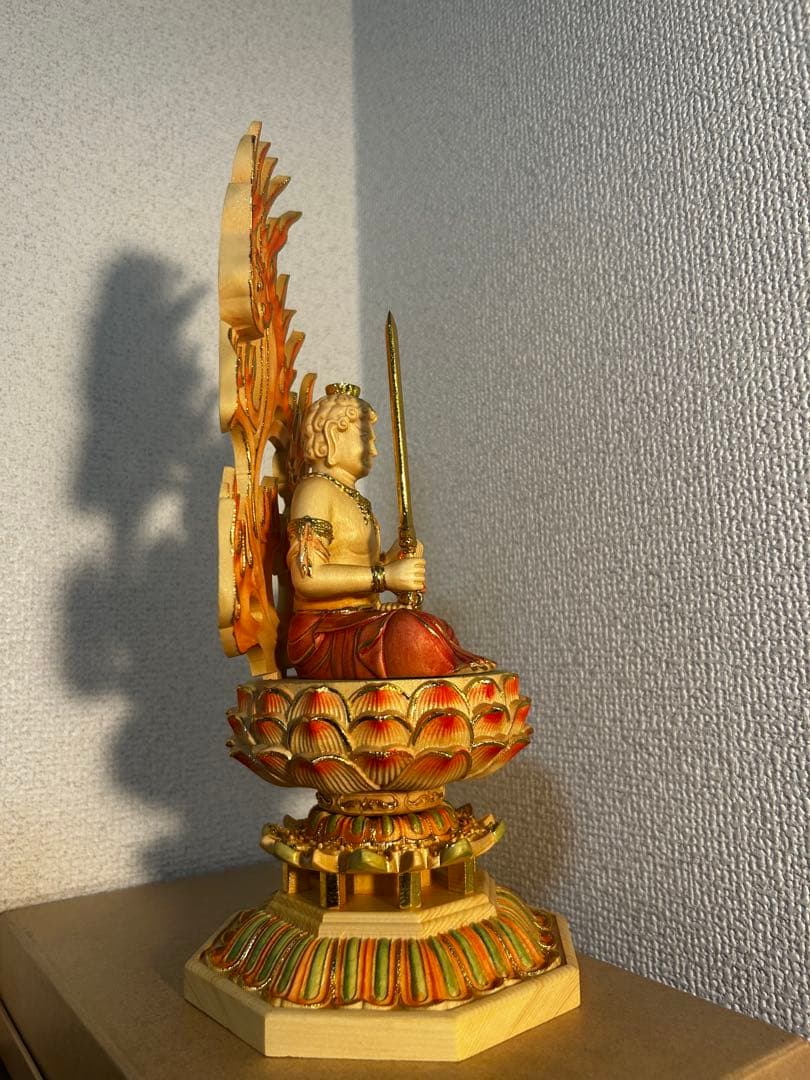 【送料無料】切金 彩色 不動明王 座像 木彫仏像 精密細工