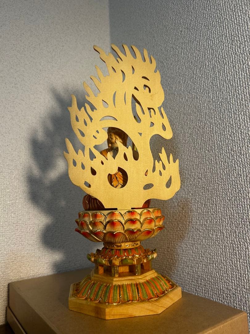 【送料無料】切金 彩色 不動明王 座像 木彫仏像 精密細工