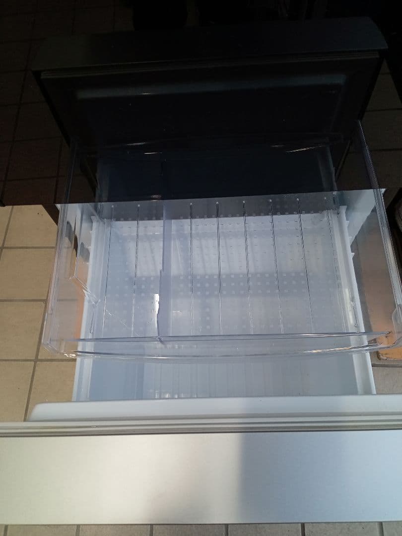 北九州市福岡市限定 シャープ 2ドア冷蔵庫　2020年 137L　SJGD14F