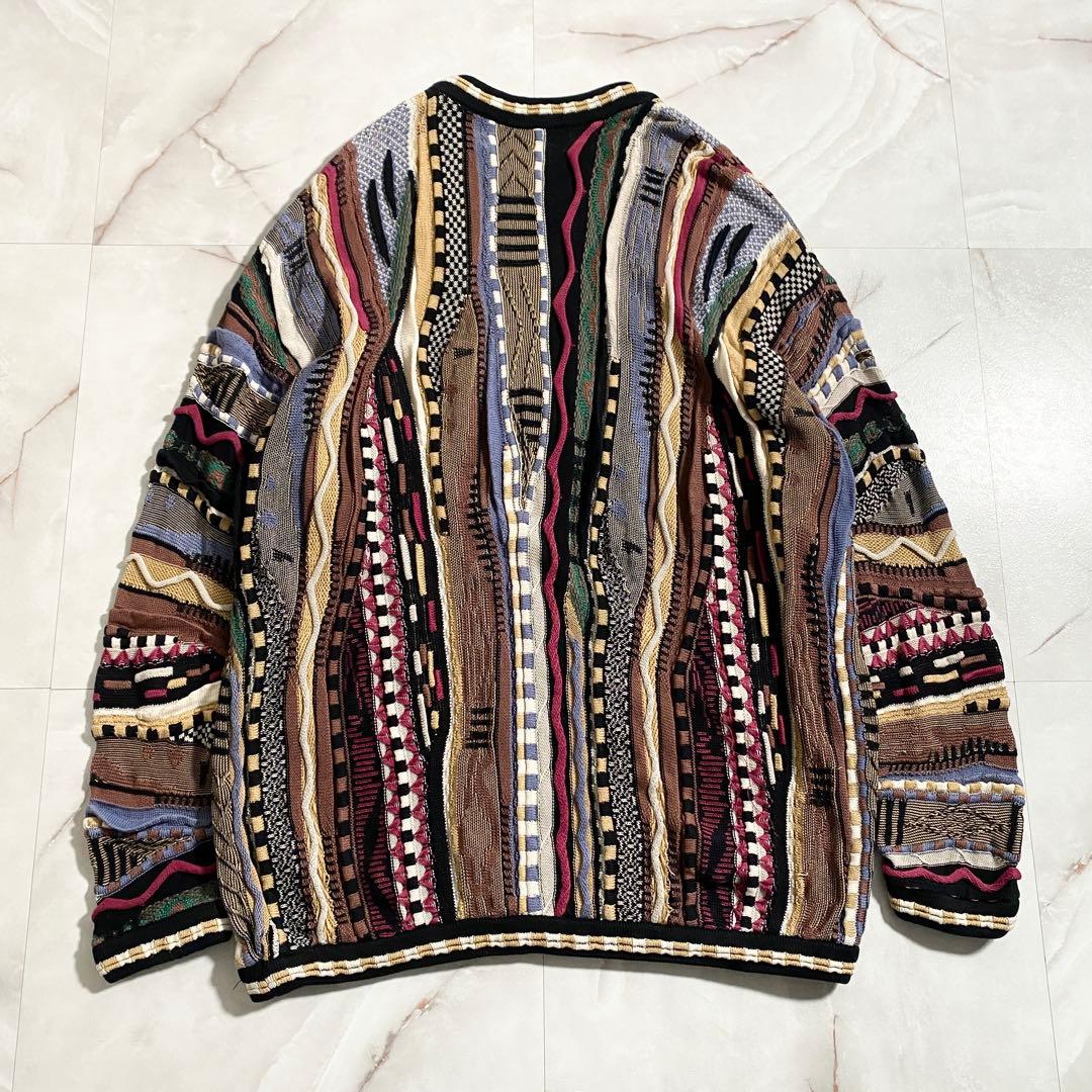 A18446 TUNDRA オーバーサイズ 3Dニット 3XLT マルチカラー