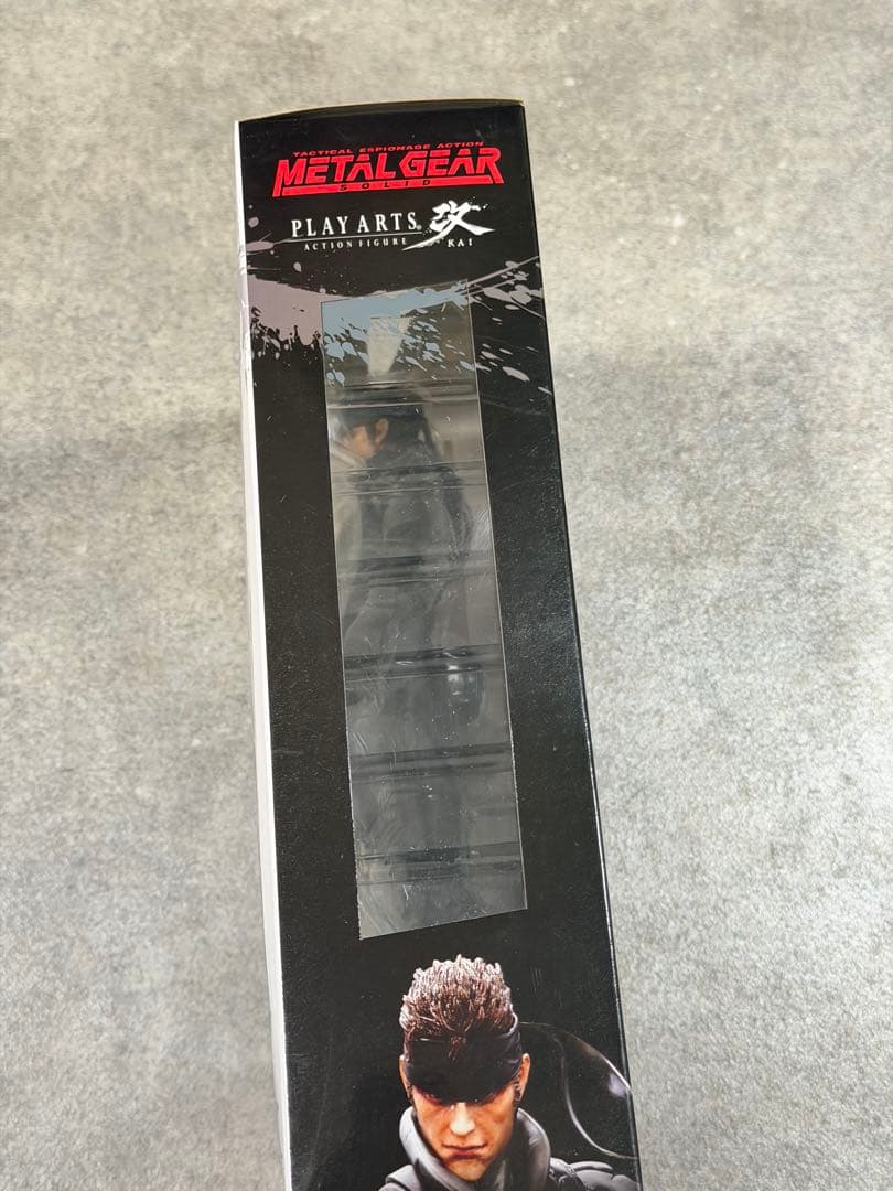 【未開封品】PLAY ARTS改 ソリッド・スネーク アクションフィギュア