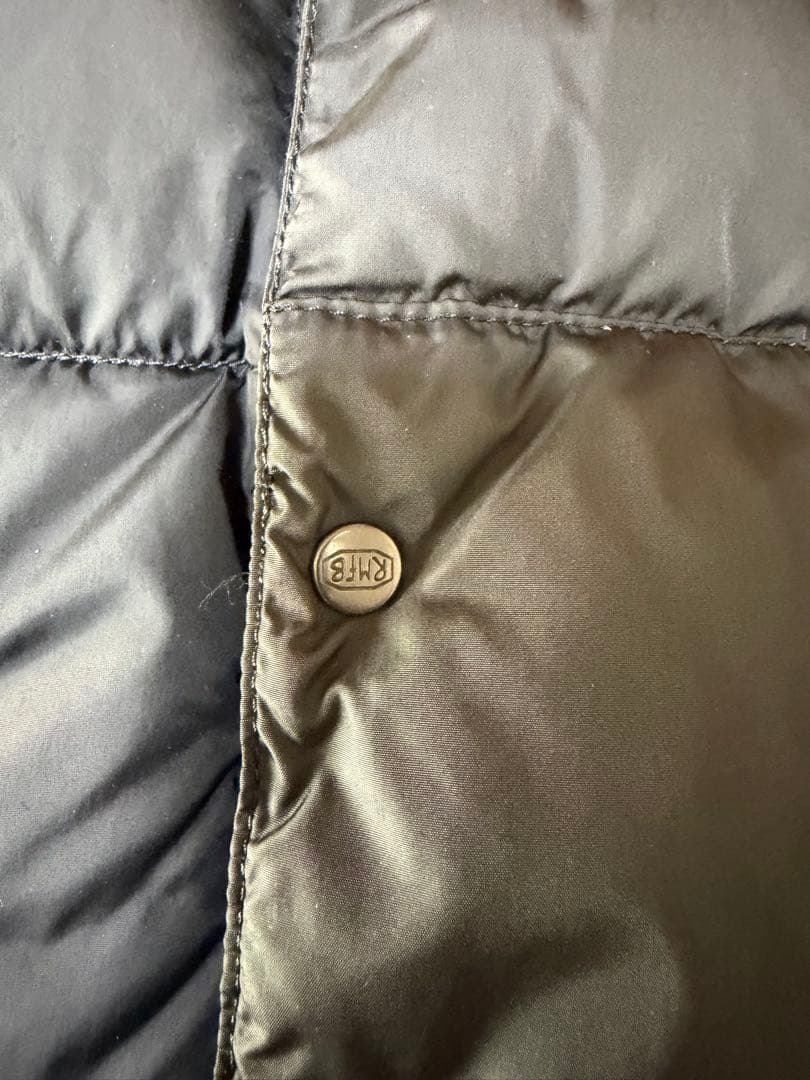 ロッキーマウンテンフェザーヘッド　ブラック キルティング ダウンジャケット　42