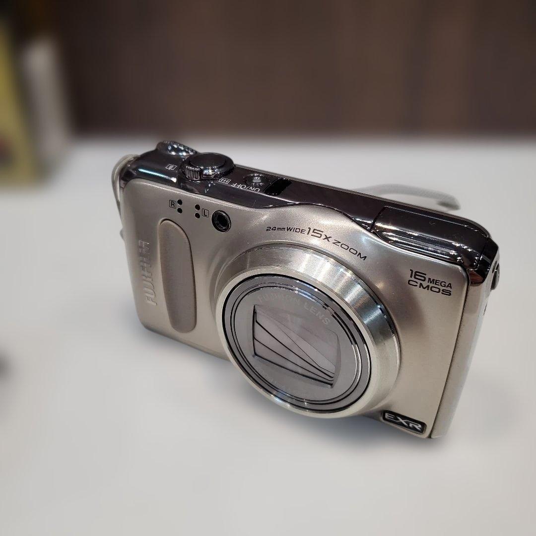 デジタルカメラ FUJIFILM FinePix F660EXR