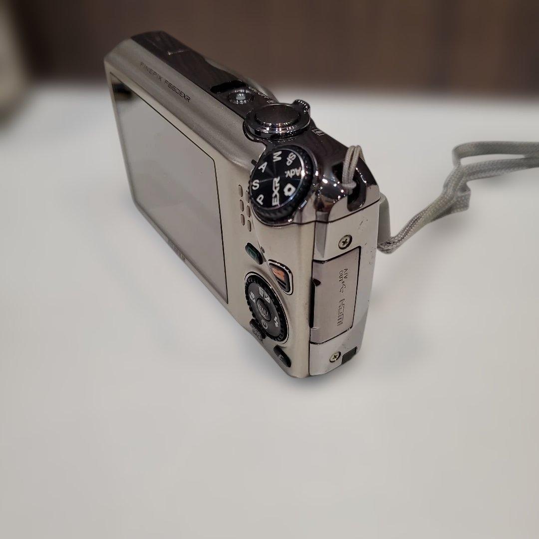 デジタルカメラ FUJIFILM FinePix F660EXR