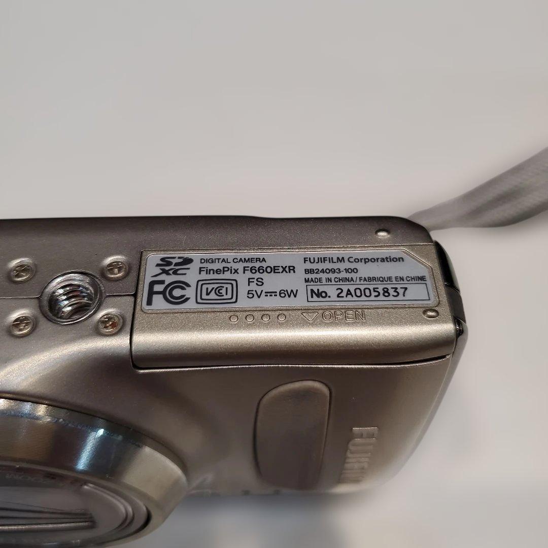 デジタルカメラ FUJIFILM FinePix F660EXR