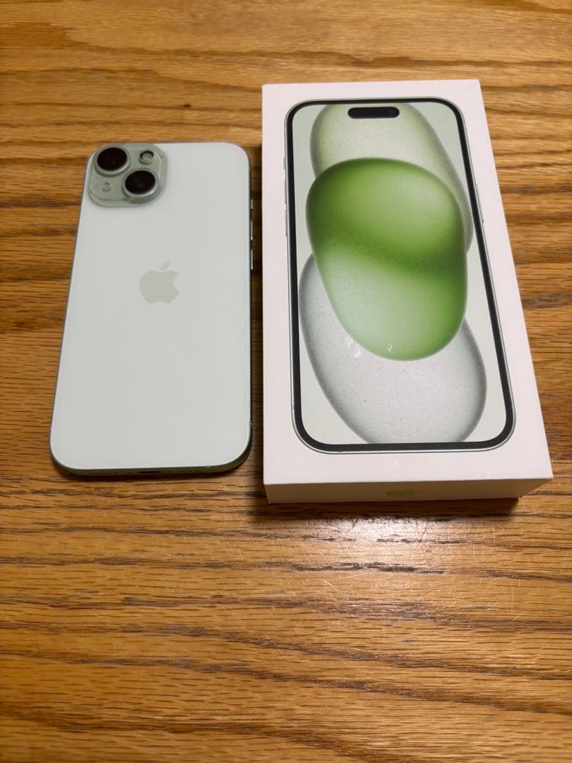 iPhone15 128GB グリーン