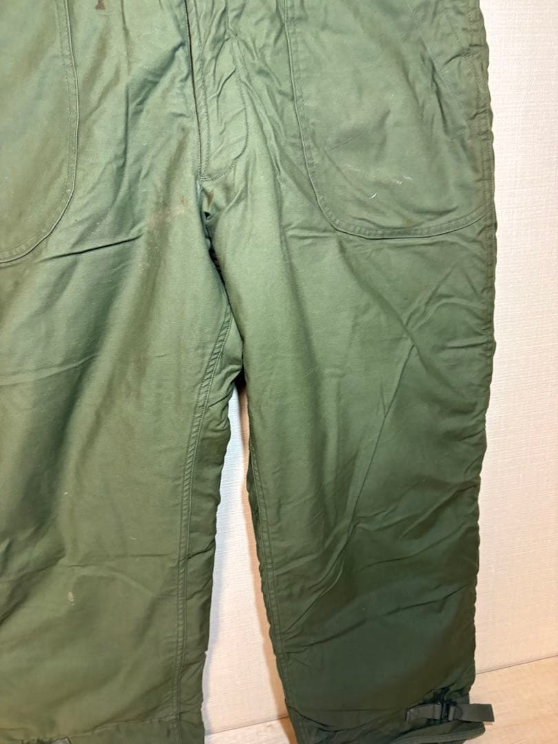 値下げ！アメリカ軍 U.S NAVY A-2 コールドウェザー デッキパンツ　L