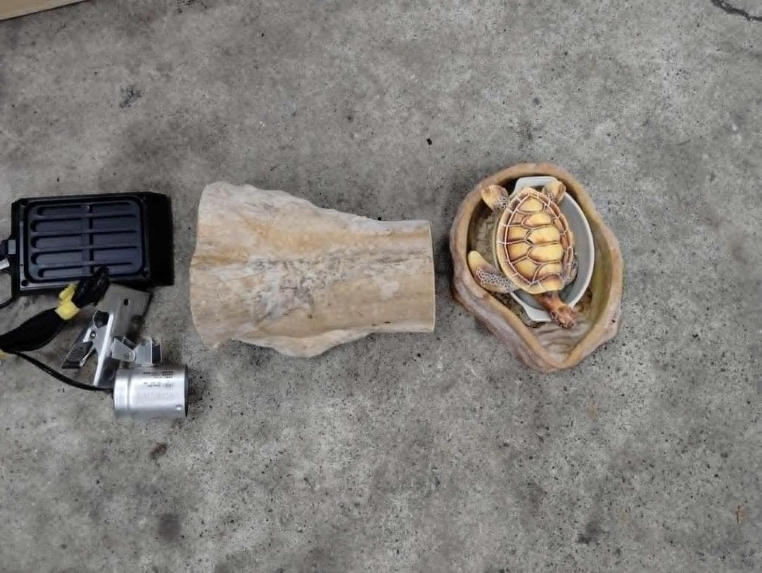 ト*ロ様 爬虫類、小動物用ケース＆ライト・ヒーターなど　900x45x46　コル