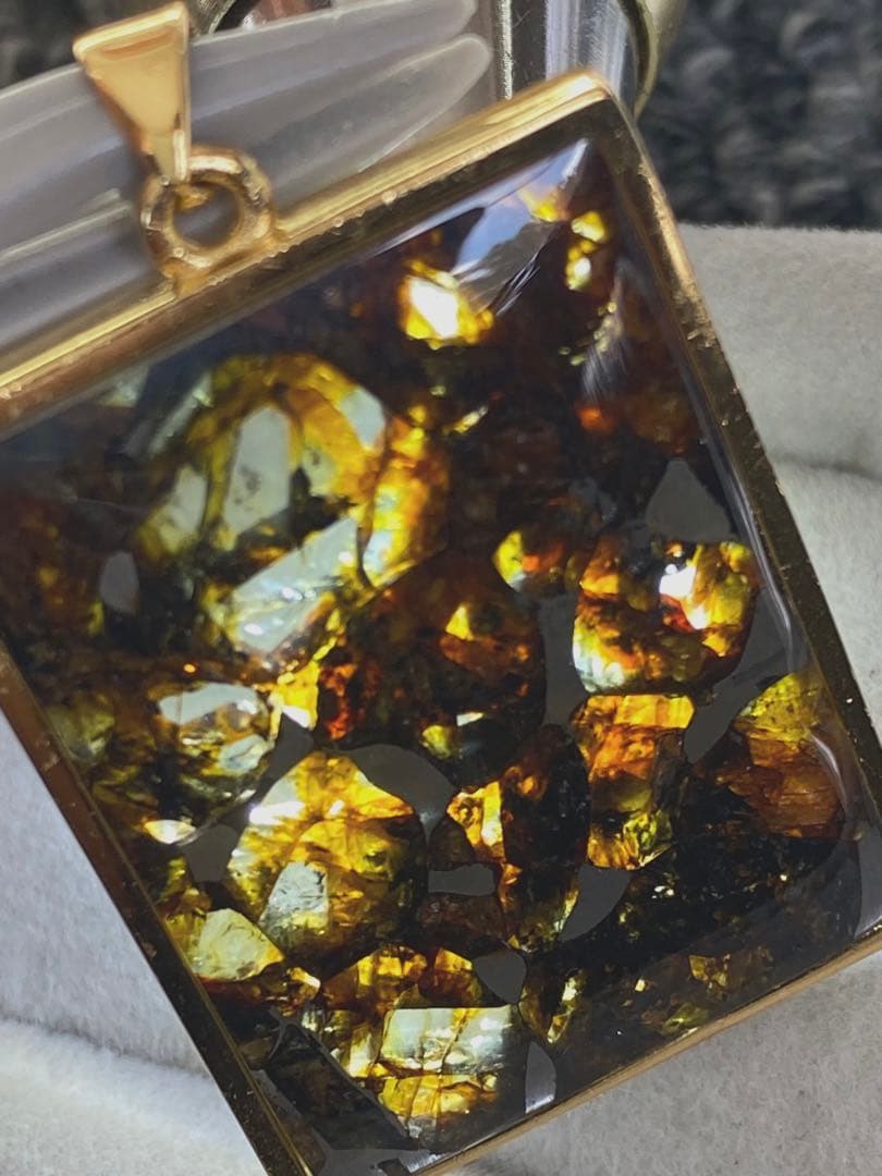 希少 宇宙パワー セイムチャン隕石 希少 Saymchan 幸運