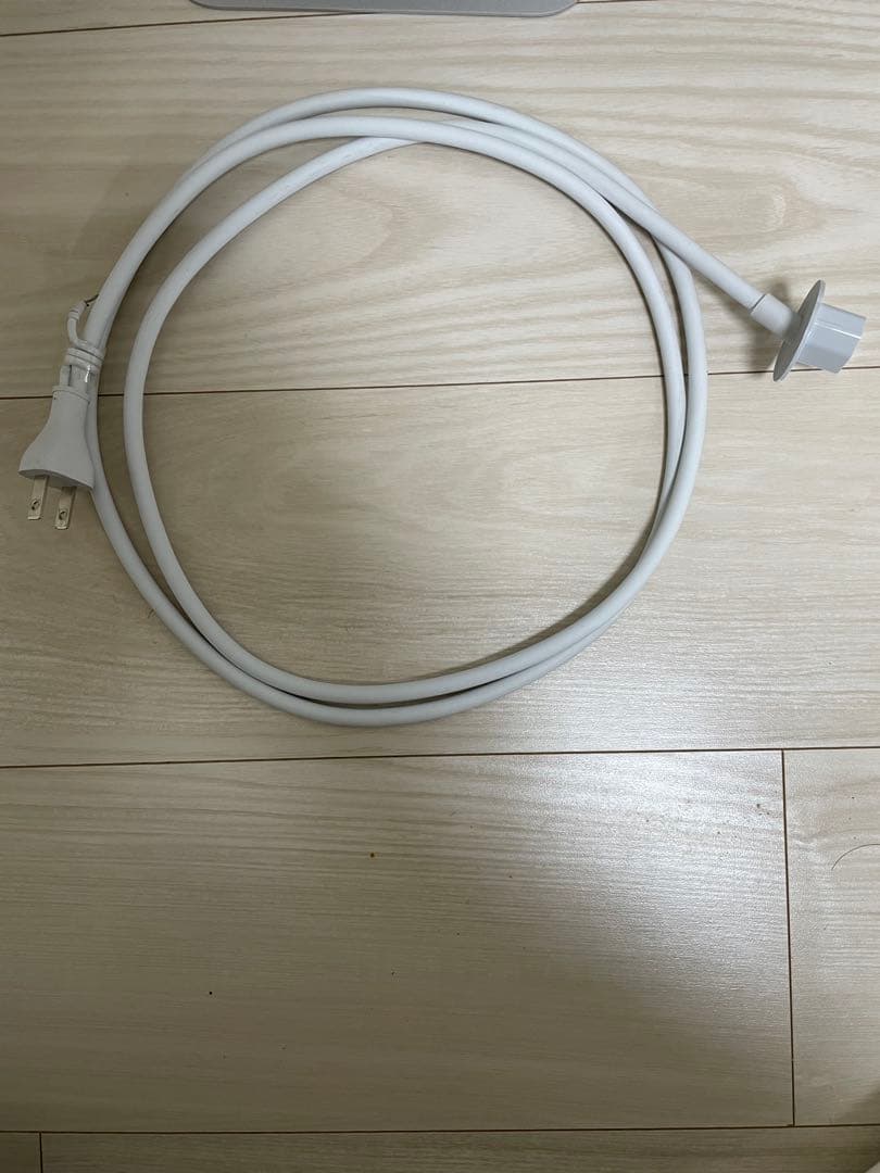 APPLE iMac（Retina 4K,21.5インチ,2019）