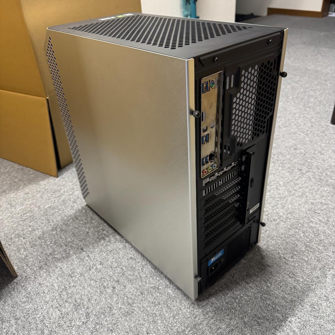ゲーミングPC 5700X/RX9070/32GB/新品NVMe 1TB