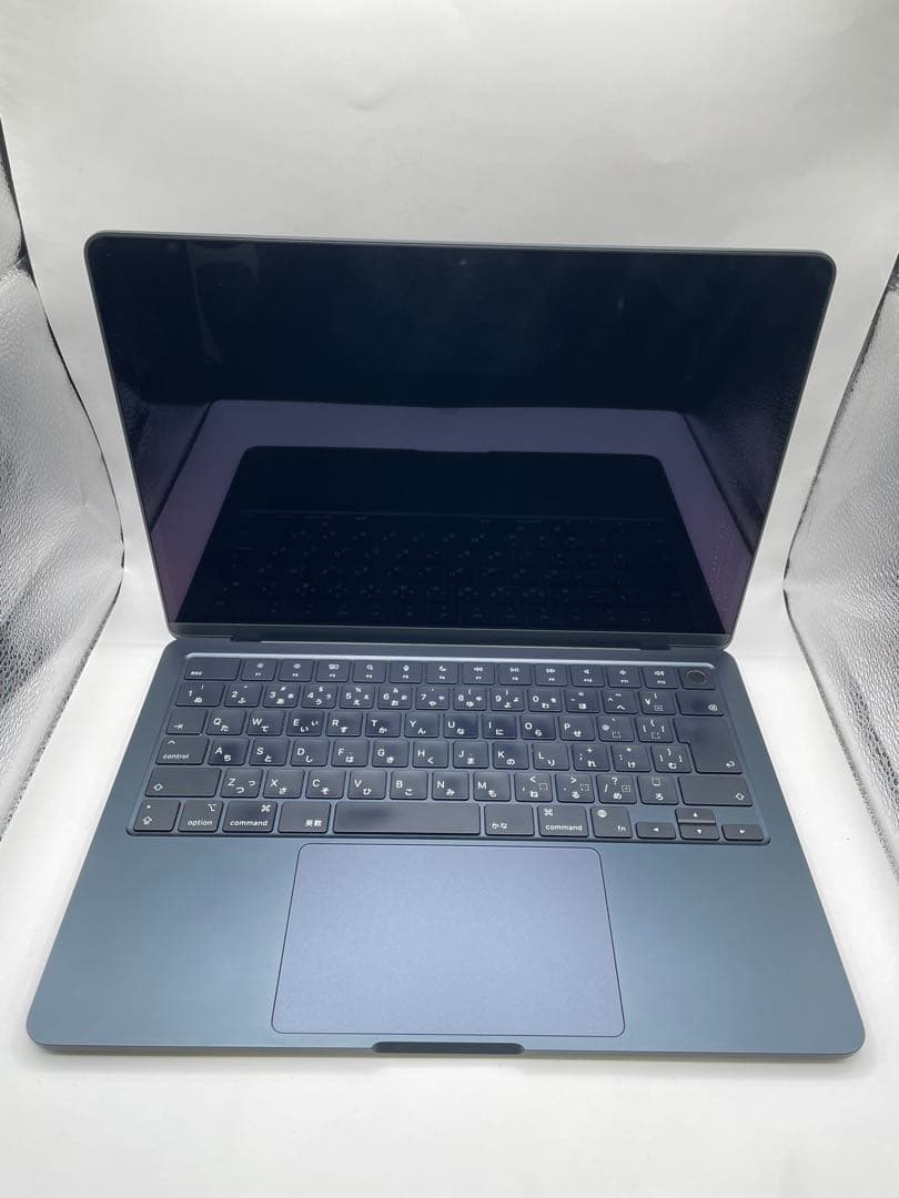 MacBook Air 2022 M2 ( 24GB /1 TB ) 中古品