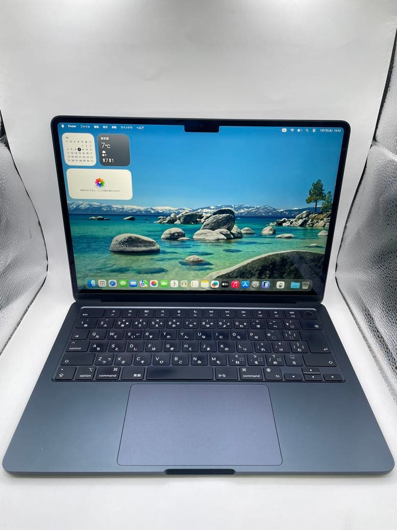 MacBook Air 2022 M2 ( 24GB /1 TB ) 中古品