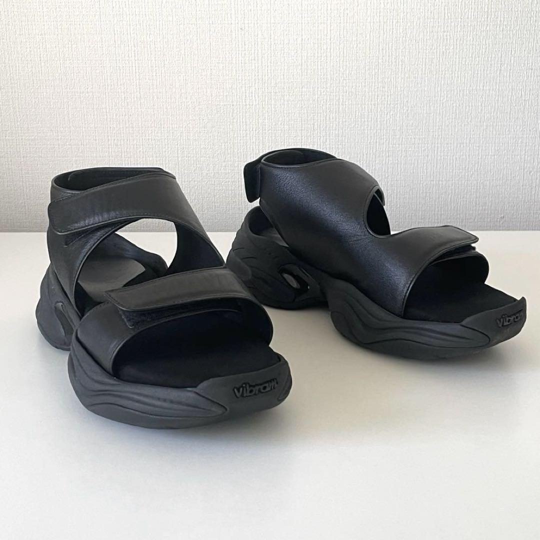 靴 ATTACHMENT 24SS CARF LEATHER SANDAL / 42