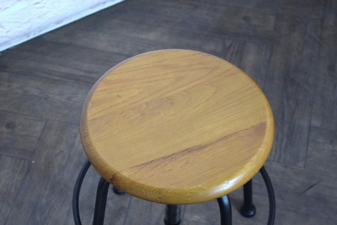 クラッシュゲート ノットアンティークス　コンベックスⅢ スツールS　b