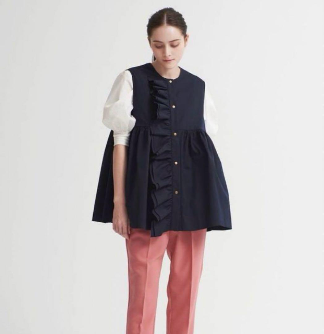 【美品】ヨリ ダブルフリルジレ ベスト 38 M相当 ネイビー ウエストギャザー