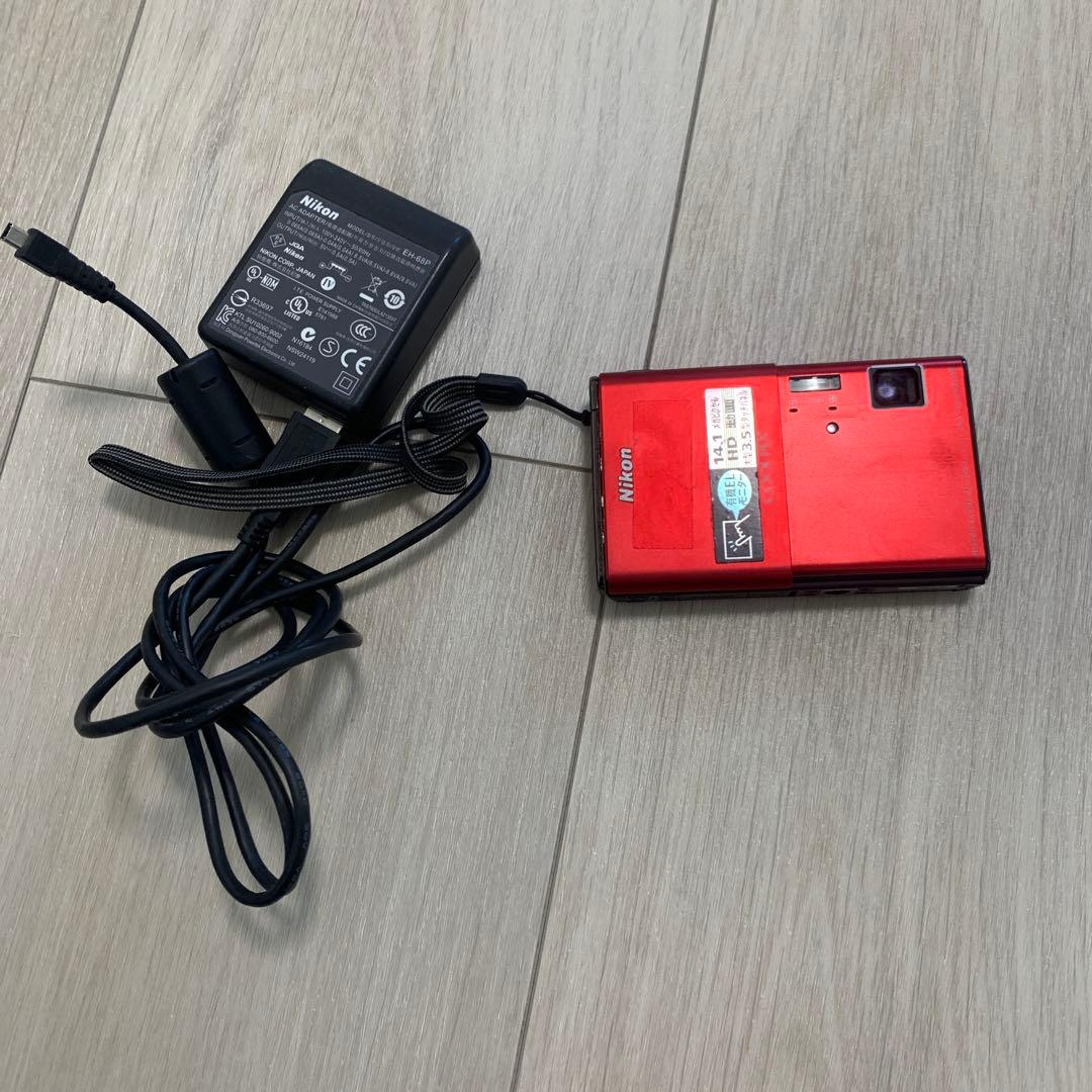 Nikon コンパクトデジタルカメラ レッド 充電器付き