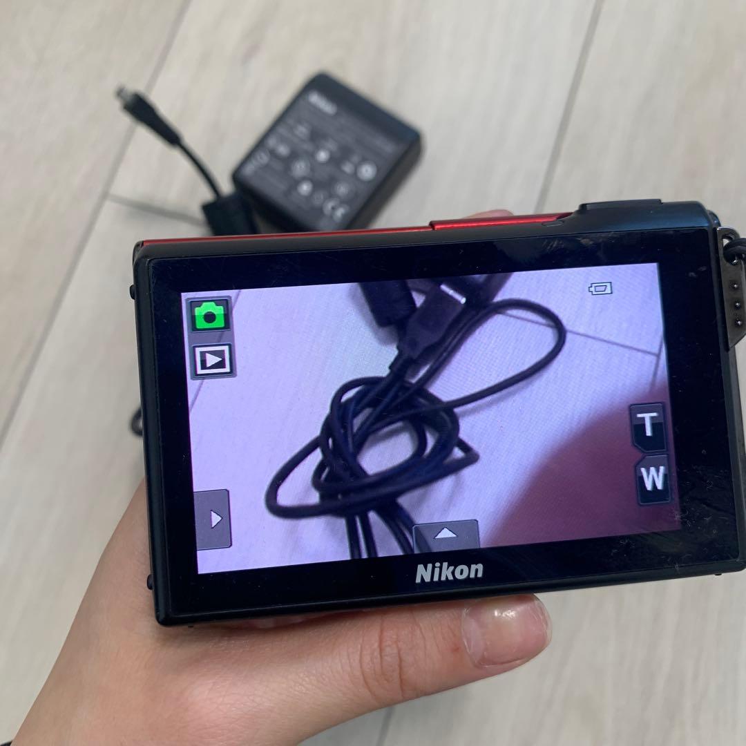 Nikon コンパクトデジタルカメラ レッド 充電器付き