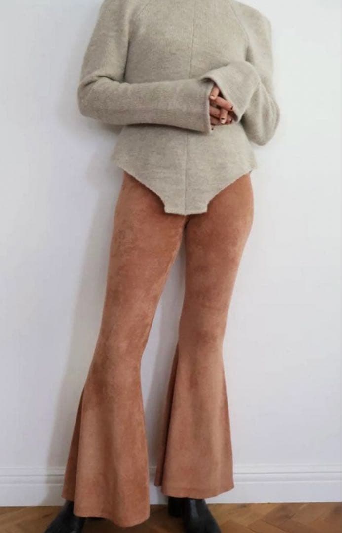 Mediam Mole Knit Bell Bottomsパンツ　2