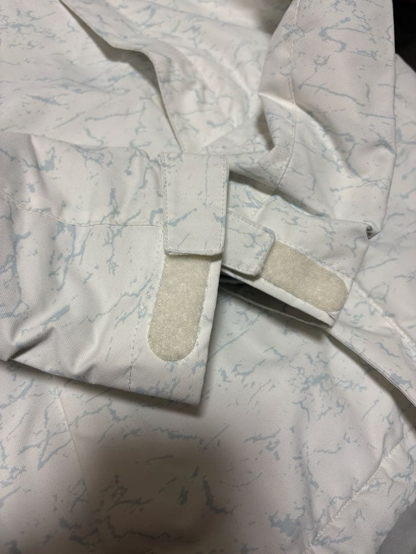 美品Columbia スキーウェア キッズ140