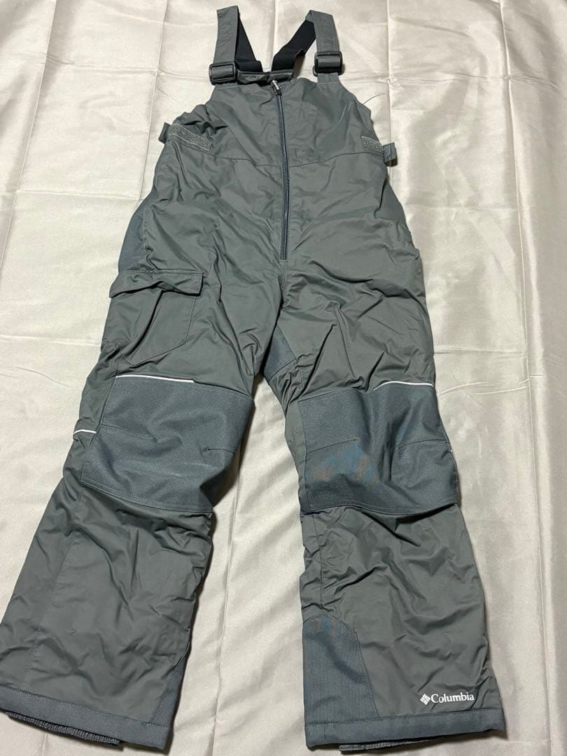 美品Columbia スキーウェア キッズ140