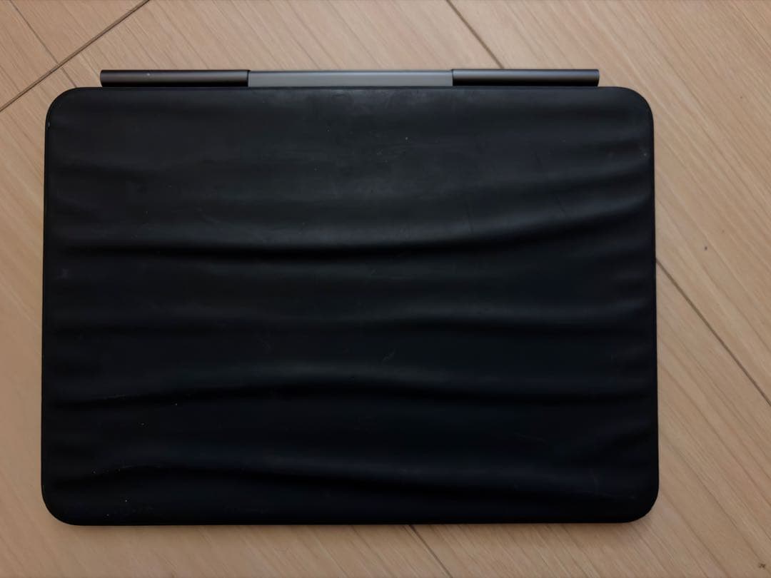 iPad Pro 11インチ　M4モデル以降用　Magic Keyboard