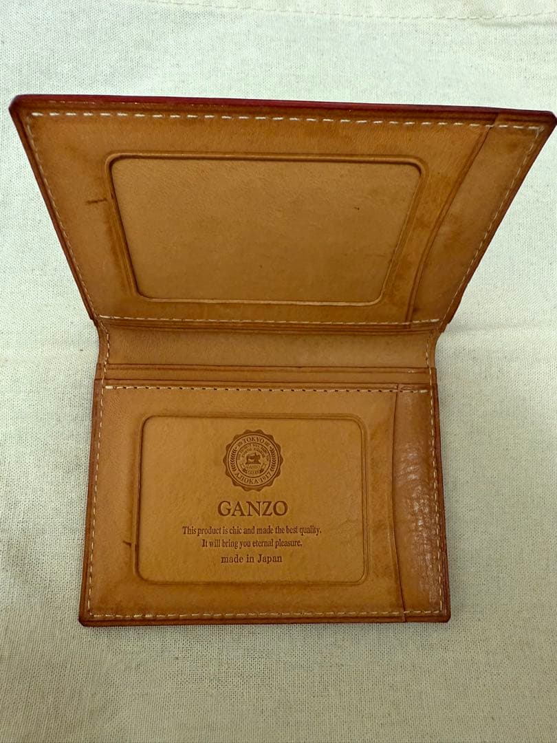 GANZO 濃紺（ネイビー）パスケース 定期入れ 定価22,000円