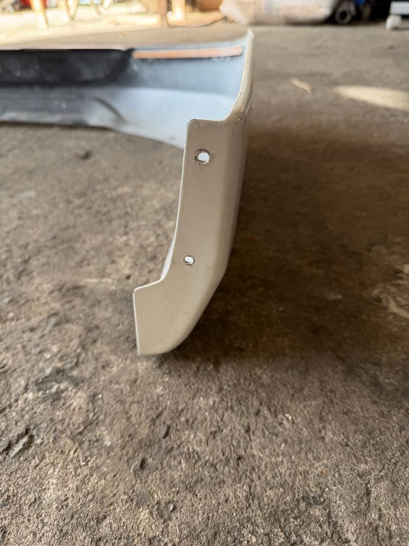 ハイエース200系 CRS ESSEX フロントリップスポイラー バージョン4