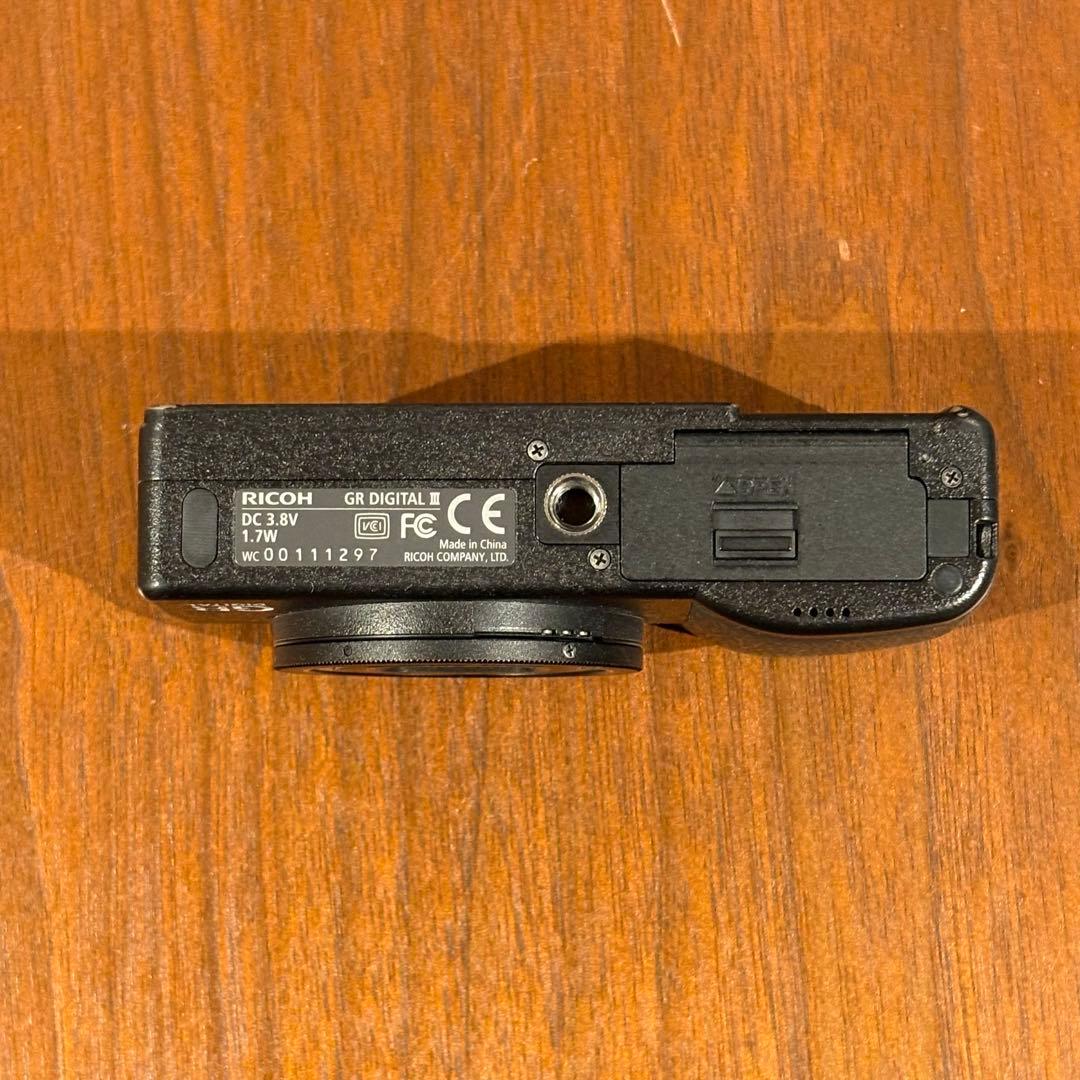 RICOH GR DIGITAL III デジカメ リコー GR3