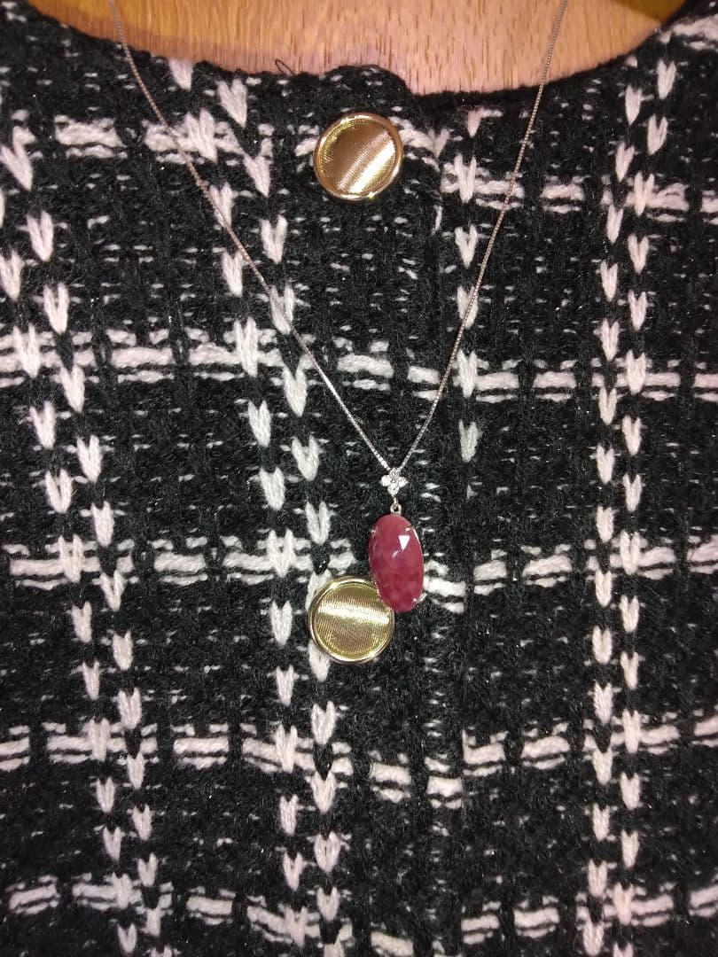 K18ＷＧ天然ルビー天然ダイヤモンドネックレス