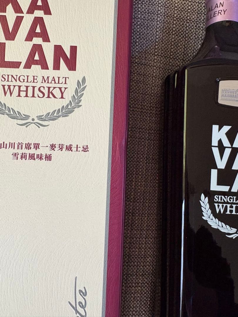 KAVALANのシングルモルトウイスキー、シェリーカスクタイプ、1000ml