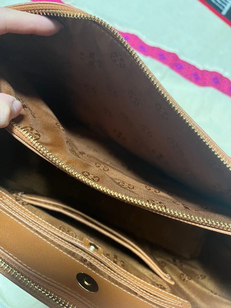 トリーバーチ　ブラウン トートバッグ ショルダーストラップ付き