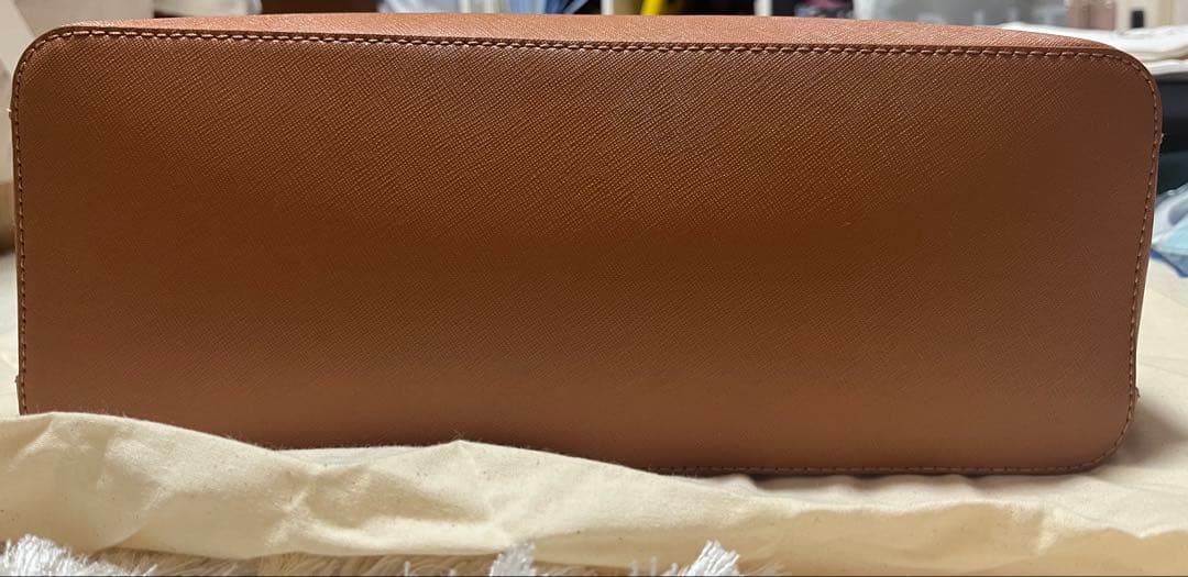 トリーバーチ　ブラウン トートバッグ ショルダーストラップ付き