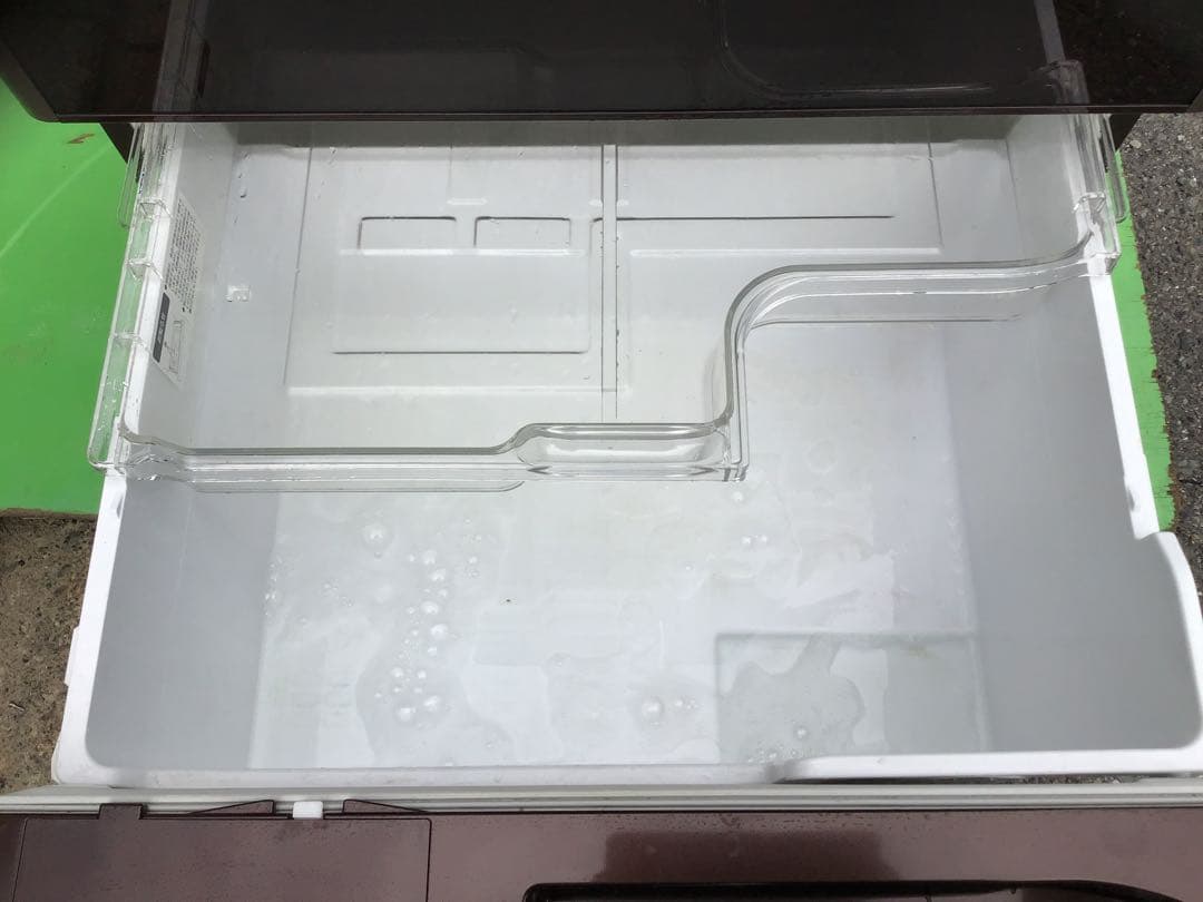 HITACHI 6ドア 冷凍冷蔵庫 ブラウン565ℓ ※直接引渡しのみ