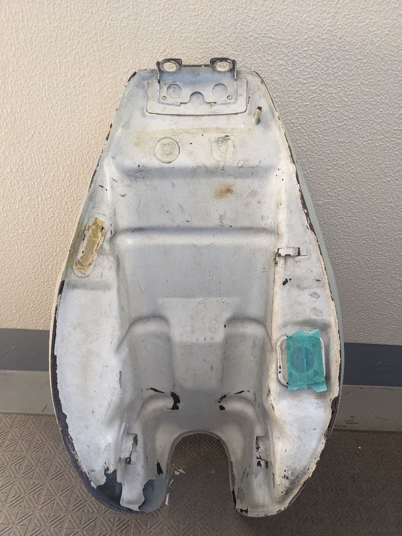 ゼファー400タンク