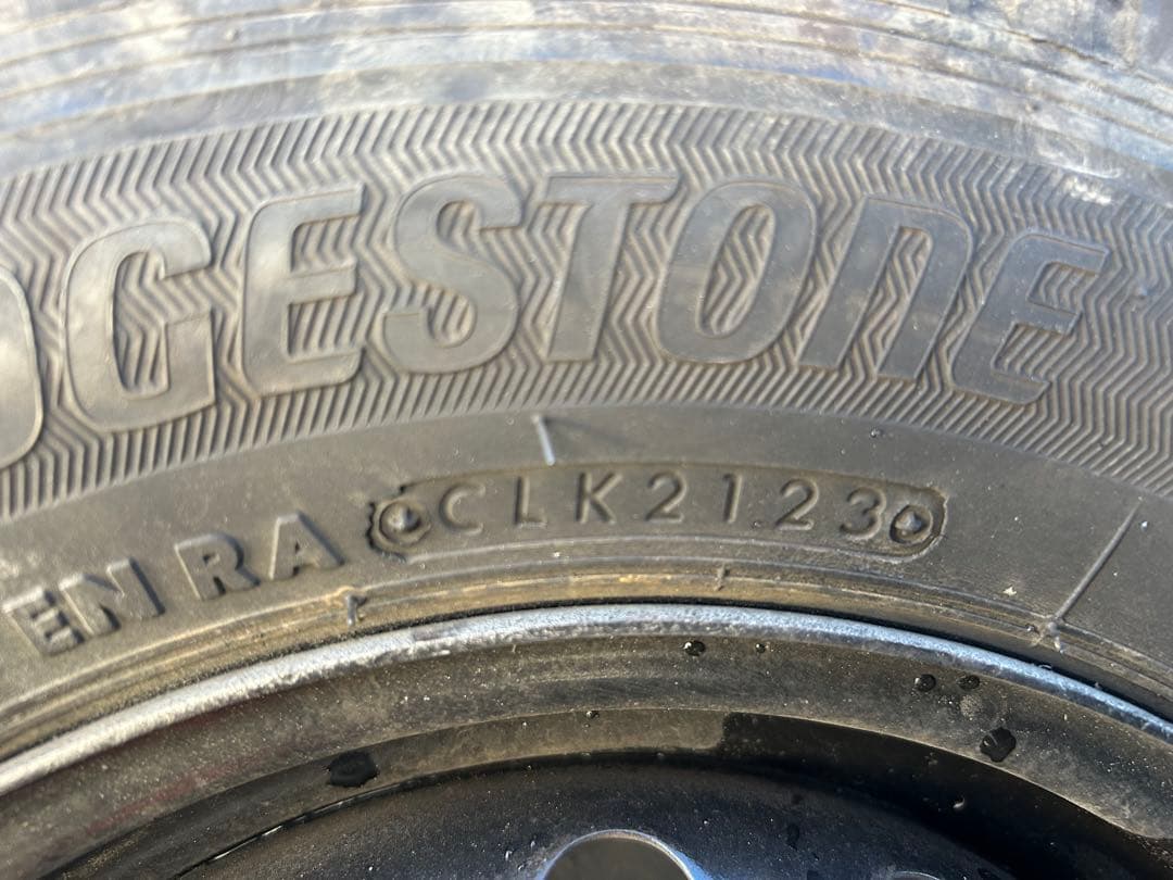 スタッドレスタイヤホイールセット145/80/12