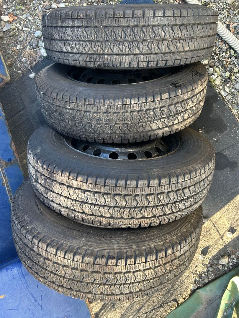 スタッドレスタイヤホイールセット145/80/12