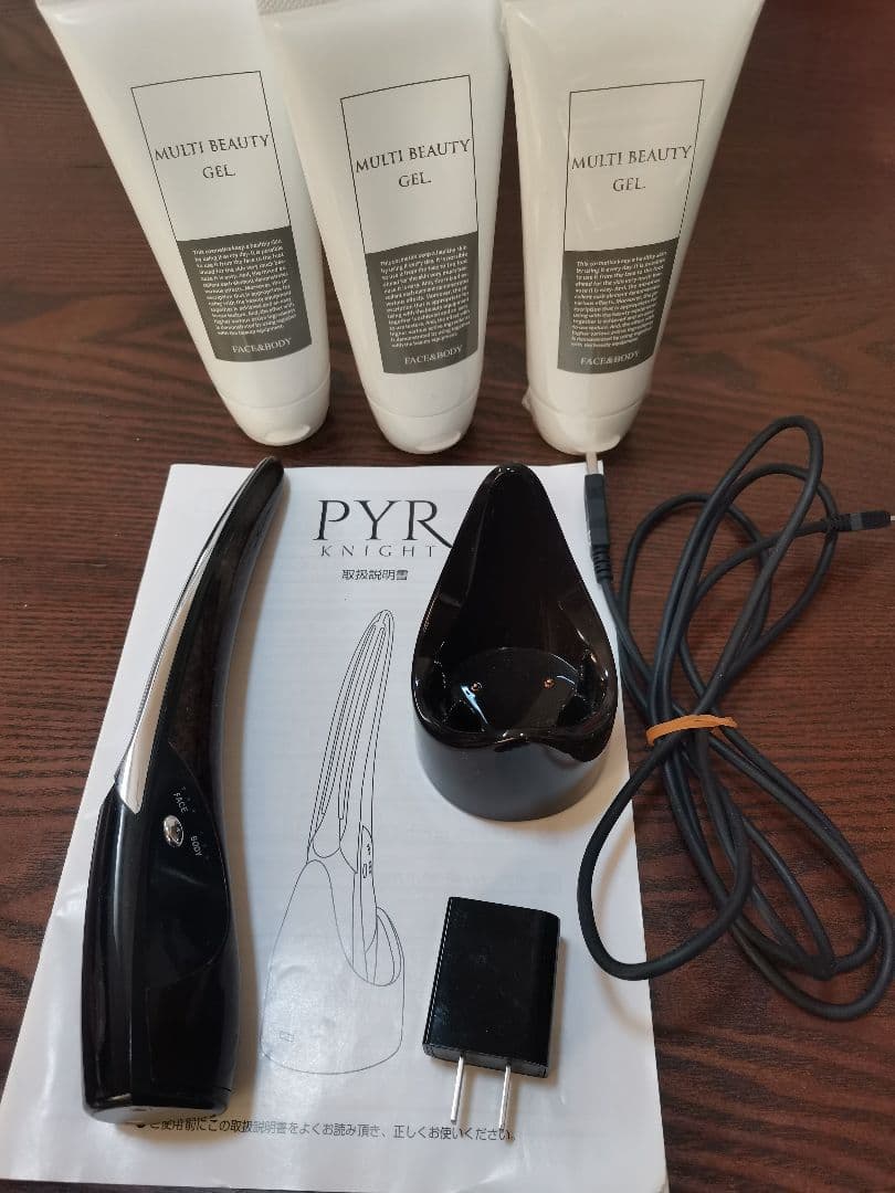【PYR KNIGHT】パイラナイト美顔器とジェル付