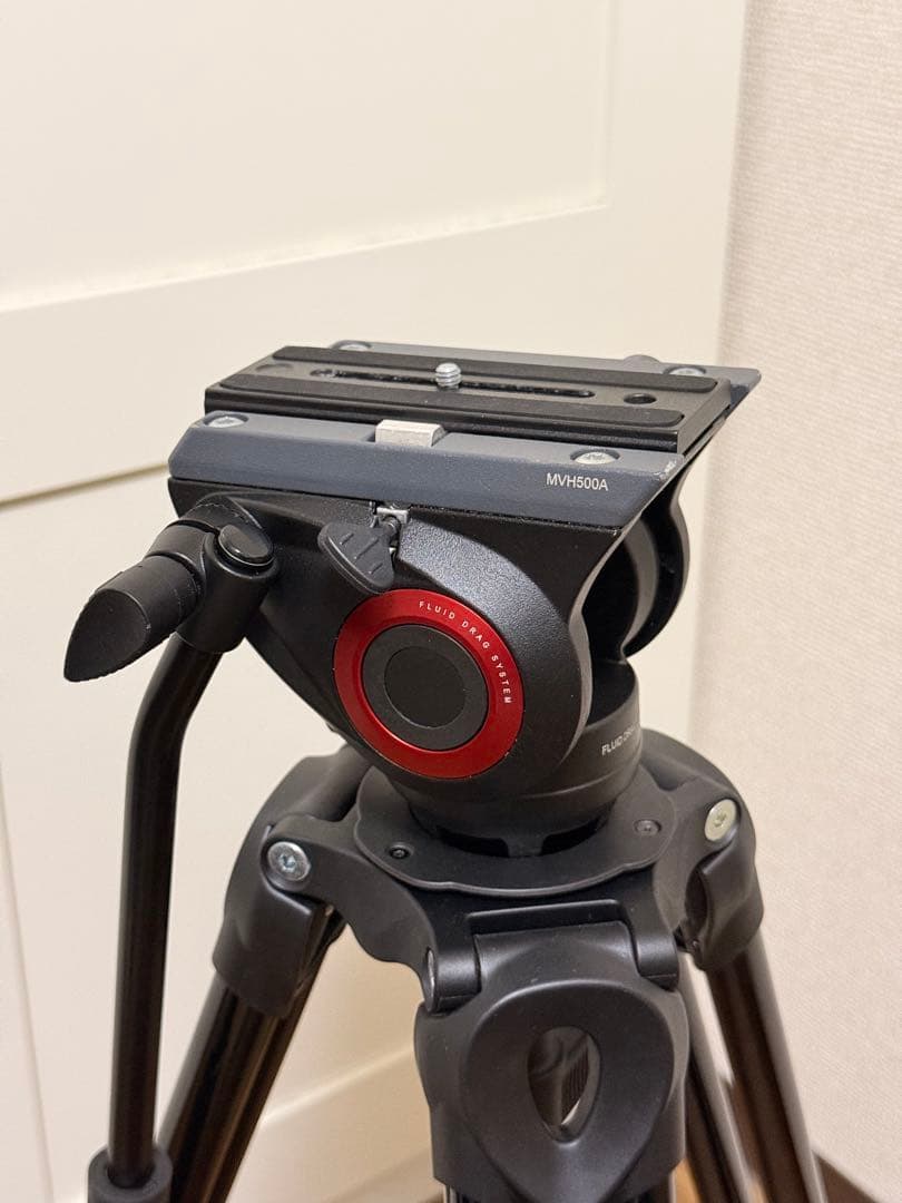 マンフロット三脚 Manfrotto MVT502AM, MVM500A