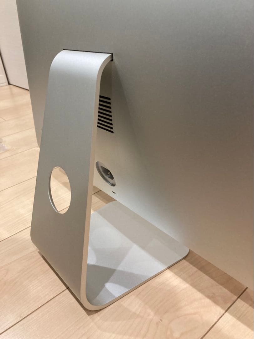 iMac 21.5インチ LED バックライトディスプレイ