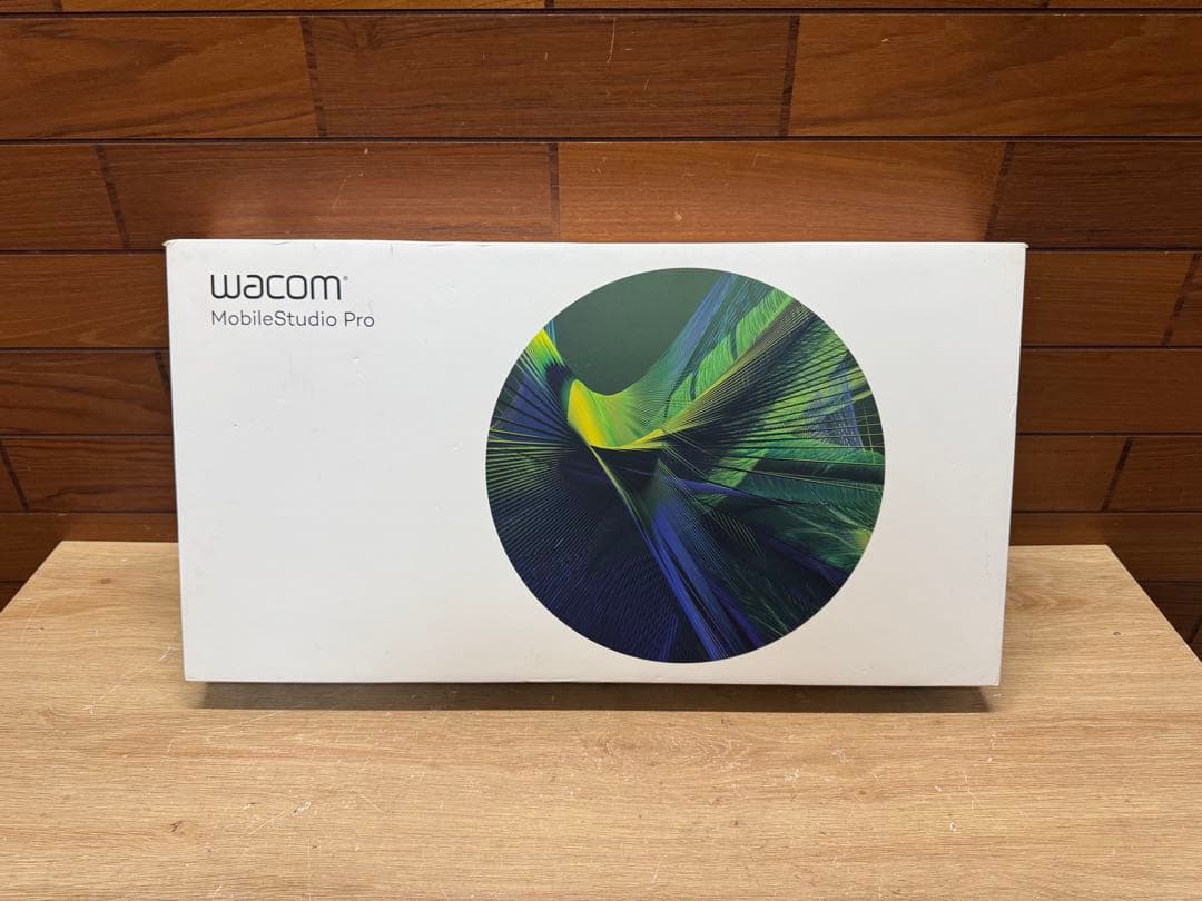 液タブ・ペンタブ Wacom Mobile Studio Pro 16