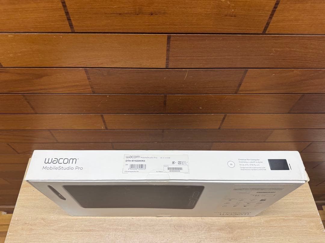 液タブ・ペンタブ Wacom Mobile Studio Pro 16