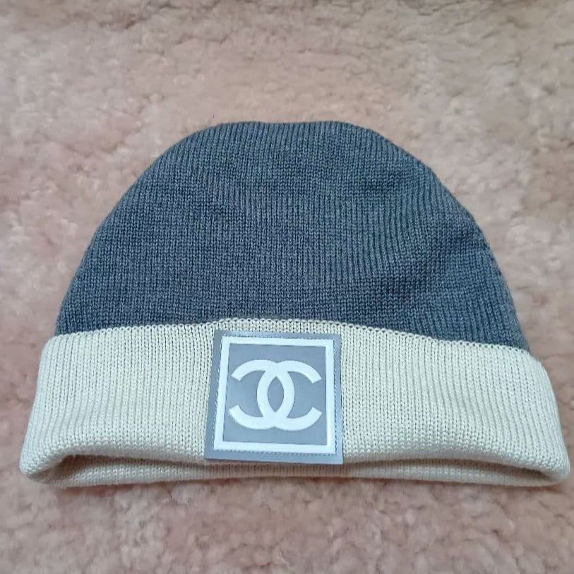 年末年始セール✨ ✨✨CHANEL リバーシブル ニットビーニー